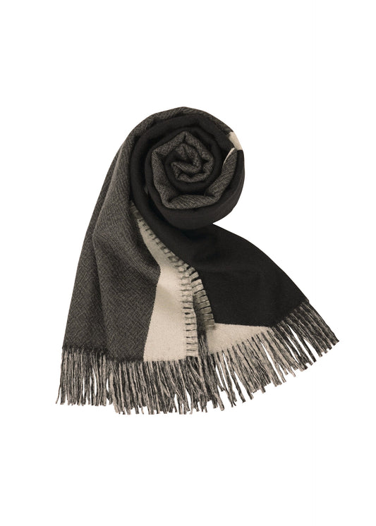 A product shot of the 132 5. ISSEY MIYAKE POSITIONS STOLE stole in black (15).