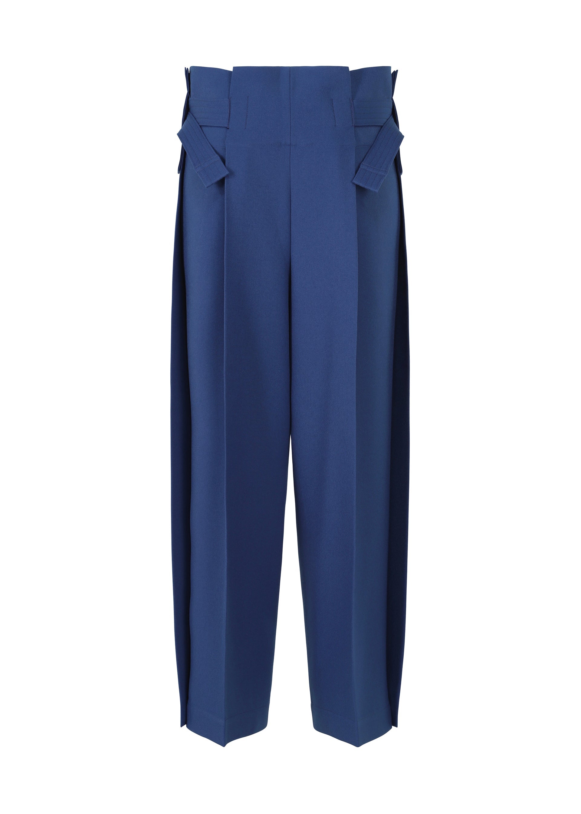 A detail shot of the 132 5. ISSEY MIYAKE WOOL LIKE FLAT TUCK trousers.