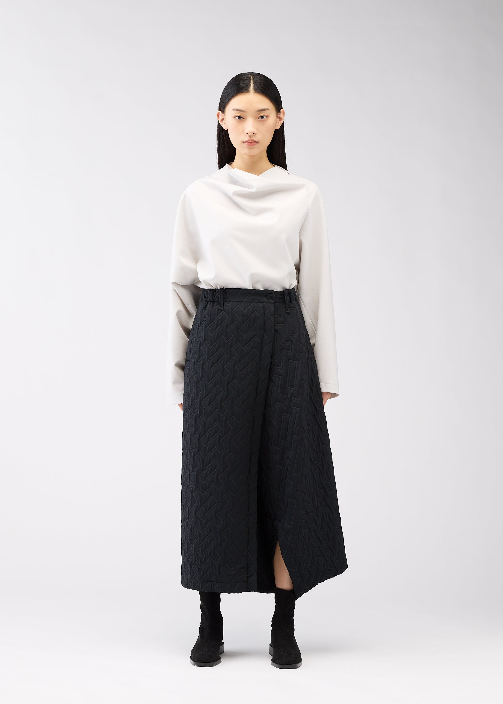 ONE CLOTH PUFF Trousers Black