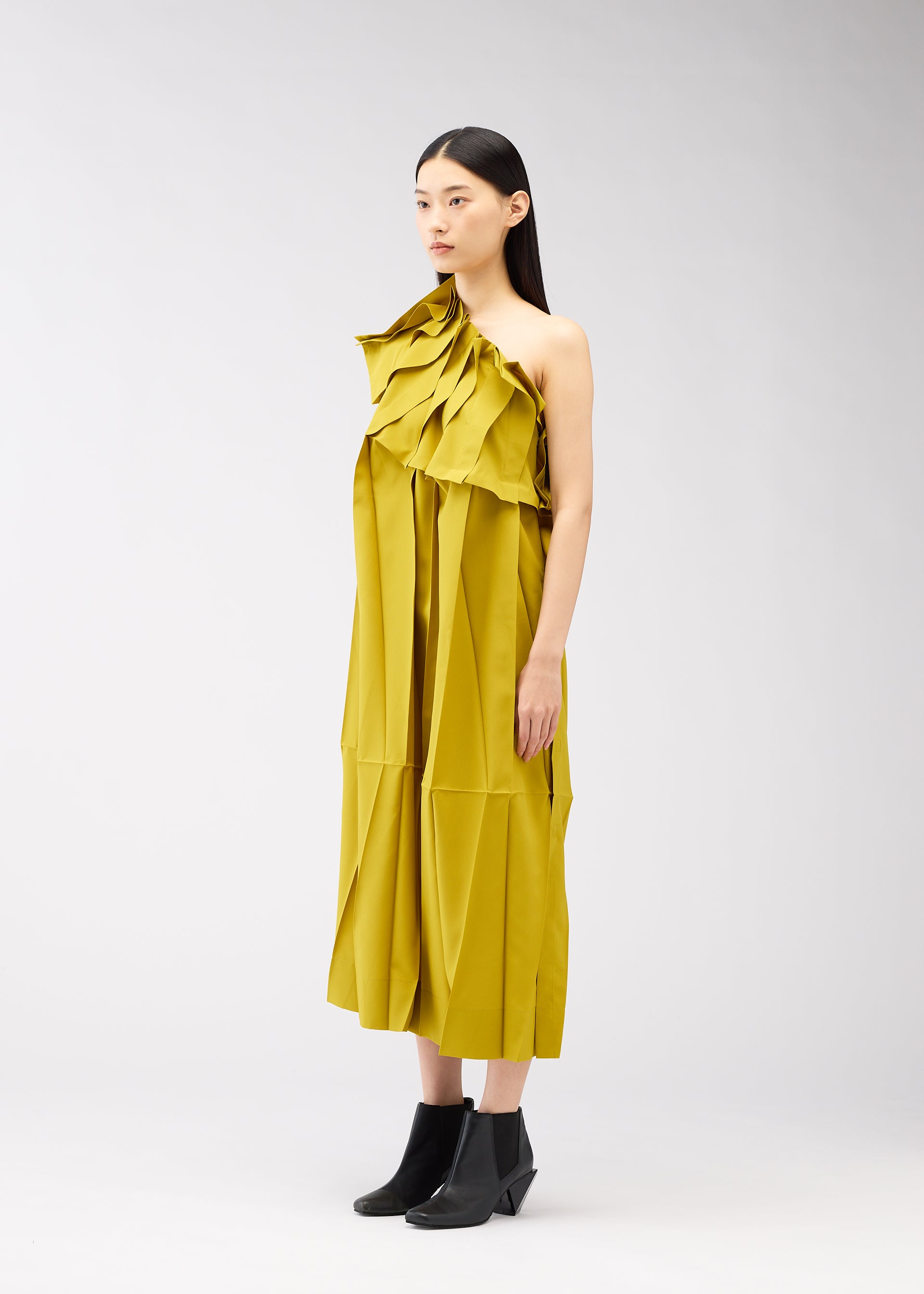 NO.3 Dress Black