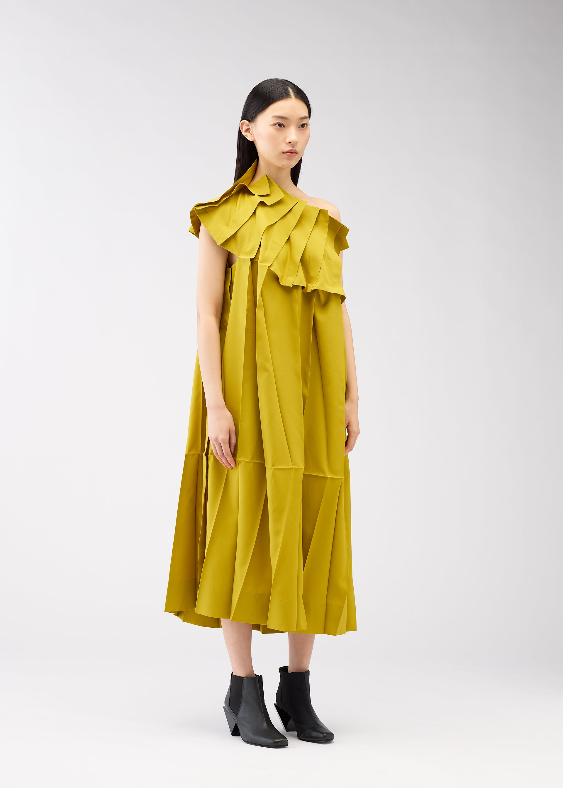 NO.3 Dress Black