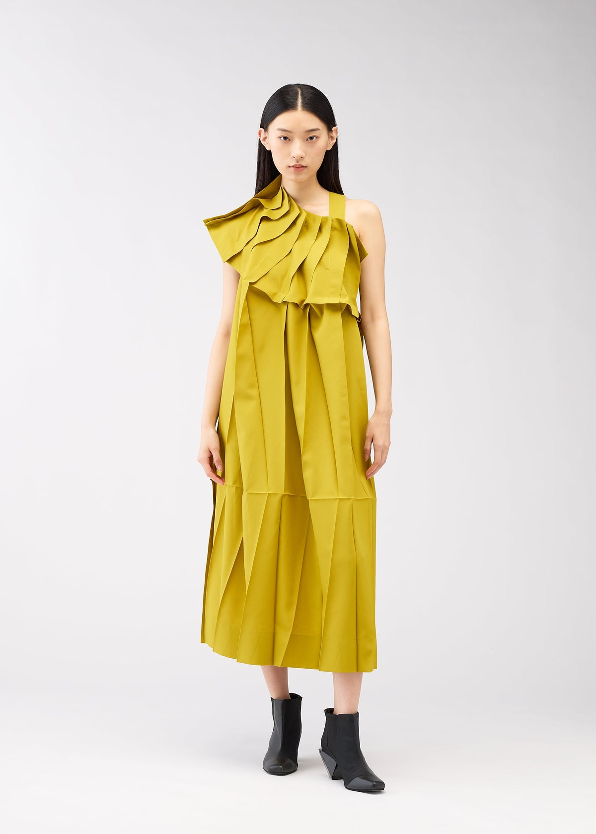 A model wears the 132 5. ISSEY MIYAKE NO.3 dress.