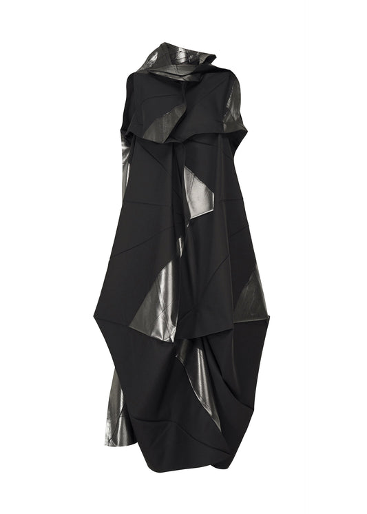 A product shot of the 132 5. ISSEY MIYAKE NO.16 FOIL dress in black (15).