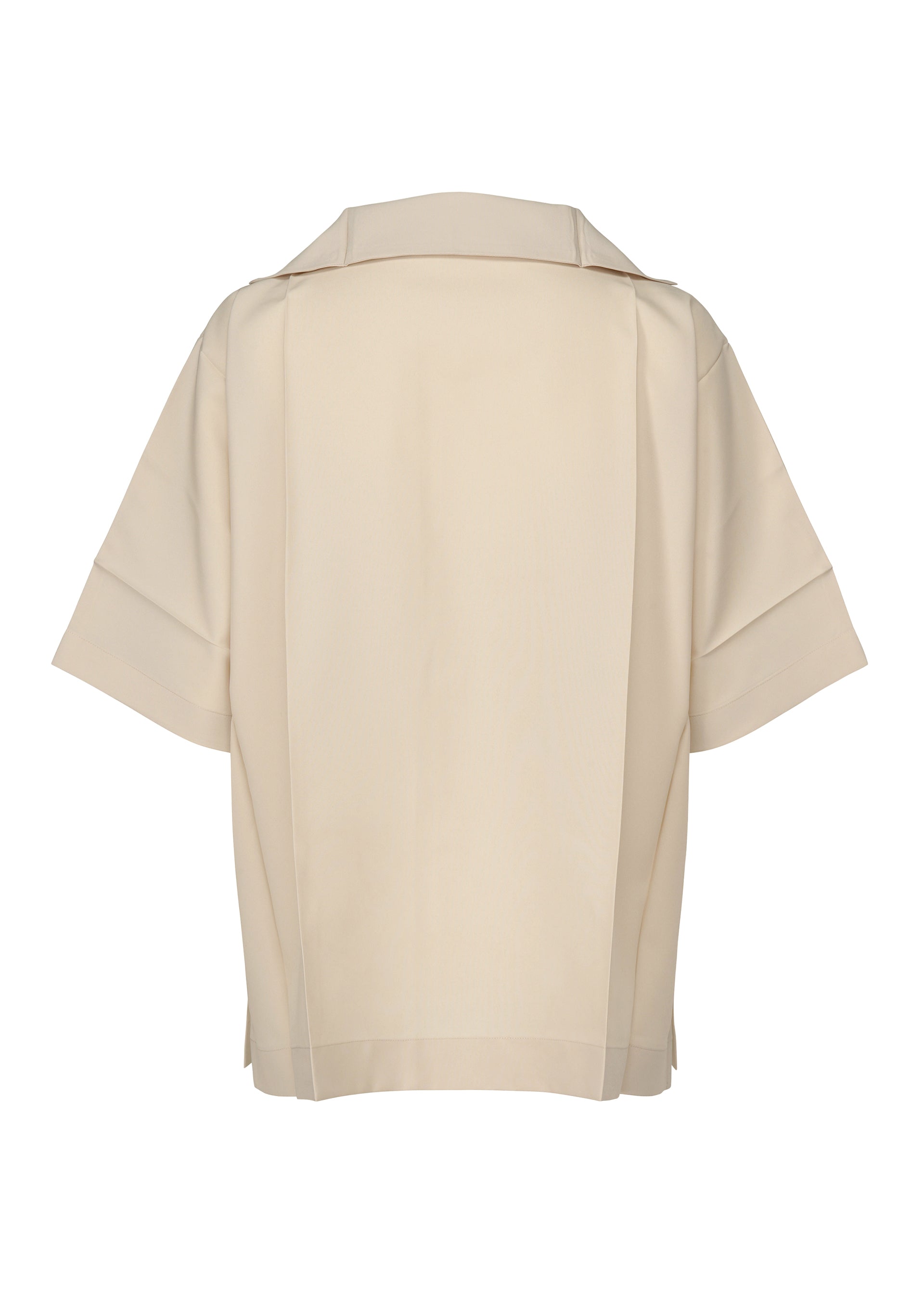 A detail shot of the 132 5. ISSEY MIYAKE FLAT SHIRTS shirt.