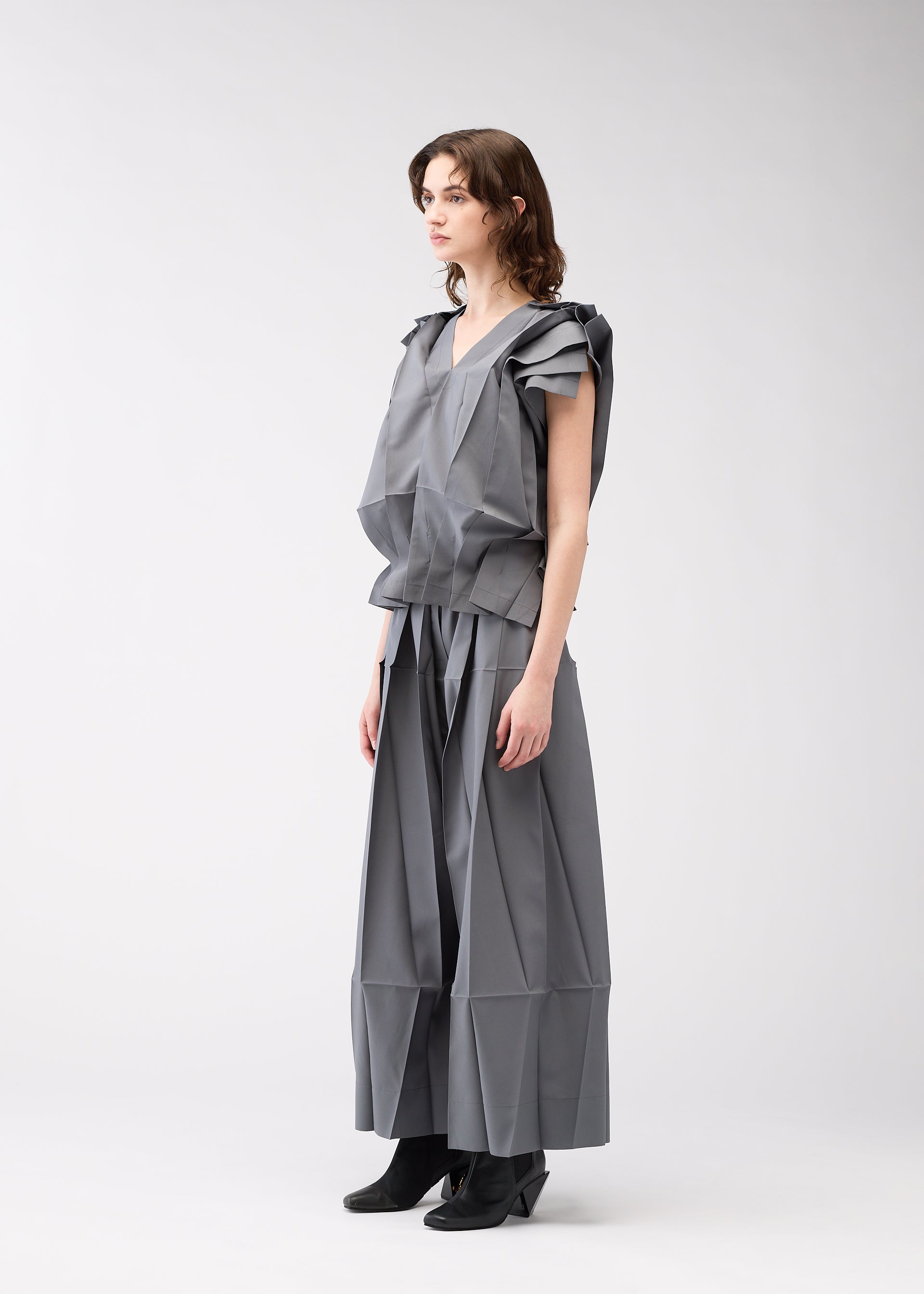 NO.3 Top Black