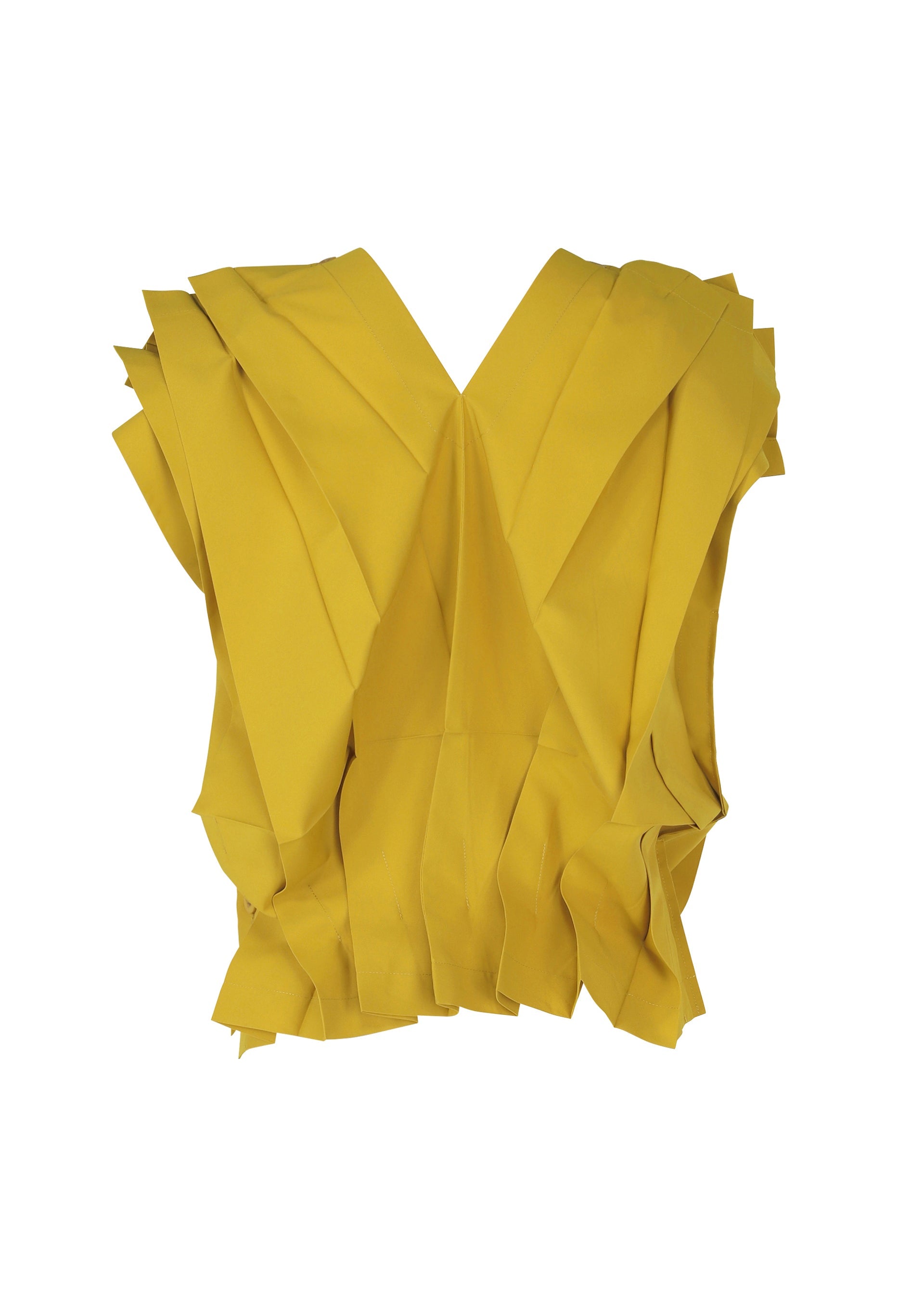 A detail shot of the 132 5. ISSEY MIYAKE NO.3 shirt.