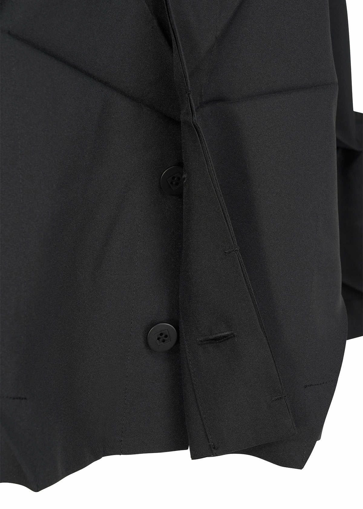 132 5. SOLID Jacket Black