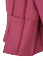 A detail shot of the 132 5. ISSEY MIYAKE 132 5. FLAT 1 jacket.