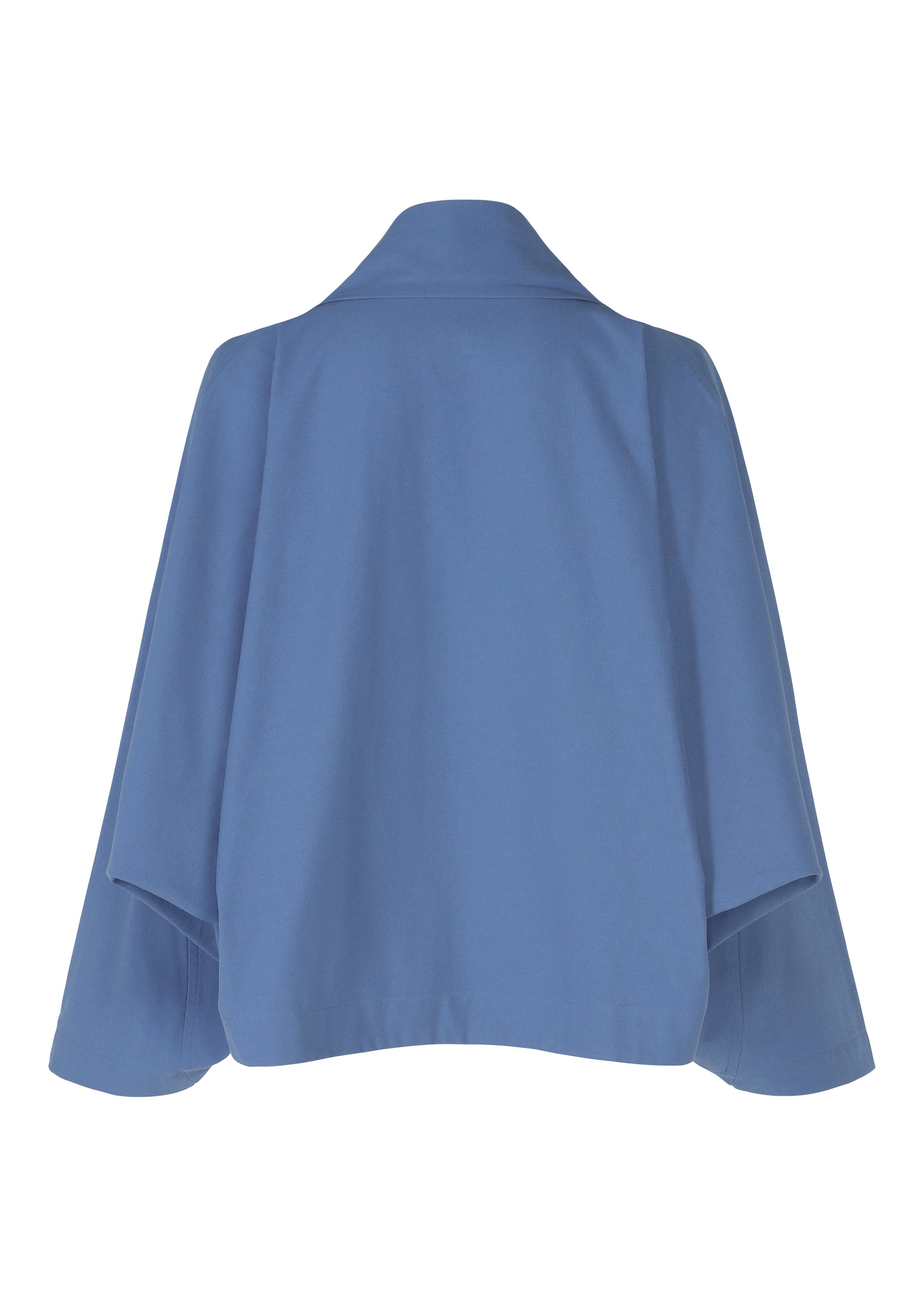 A detail shot of the 132 5. ISSEY MIYAKE WASHI STRETCH jacket.