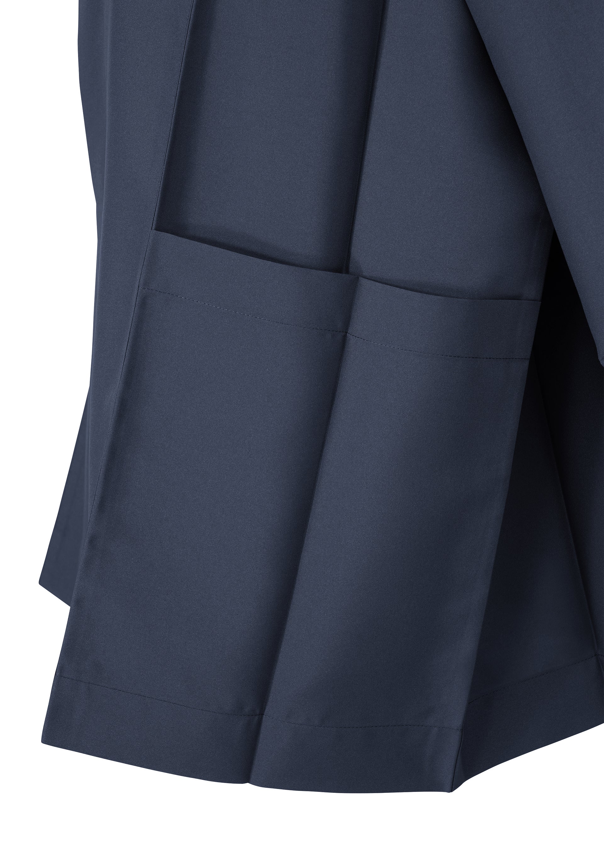 132 5. FLAT 2 Jacket Navy – The official ISSEY MIYAKE ONLINE STORE