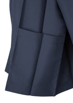 A detail shot of the 132 5. ISSEY MIYAKE 132 5. FLAT 2 jacket.