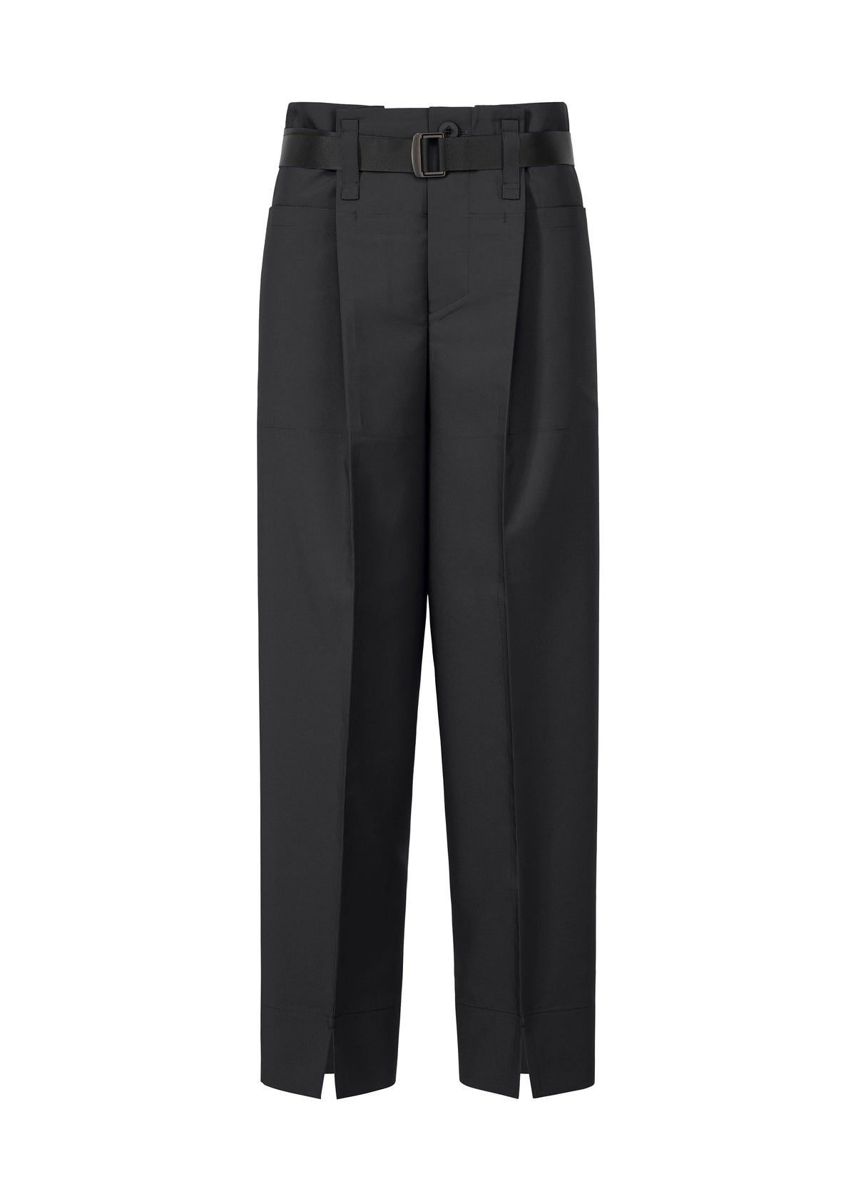 A product shot of the 132 5. ISSEY MIYAKE 132 5. FLAT 1 trousers in black (15).