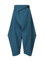 A product shot of the 132 5. ISSEY MIYAKE FACET SOLID trousers in blue (72).
