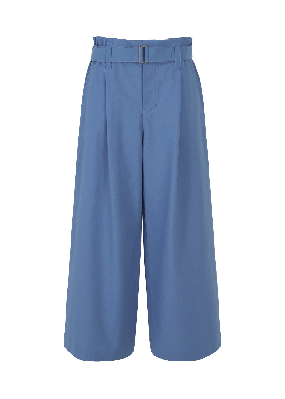 A product shot of the 132 5. ISSEY MIYAKE WASHI STRETCH trousers in blue (72).