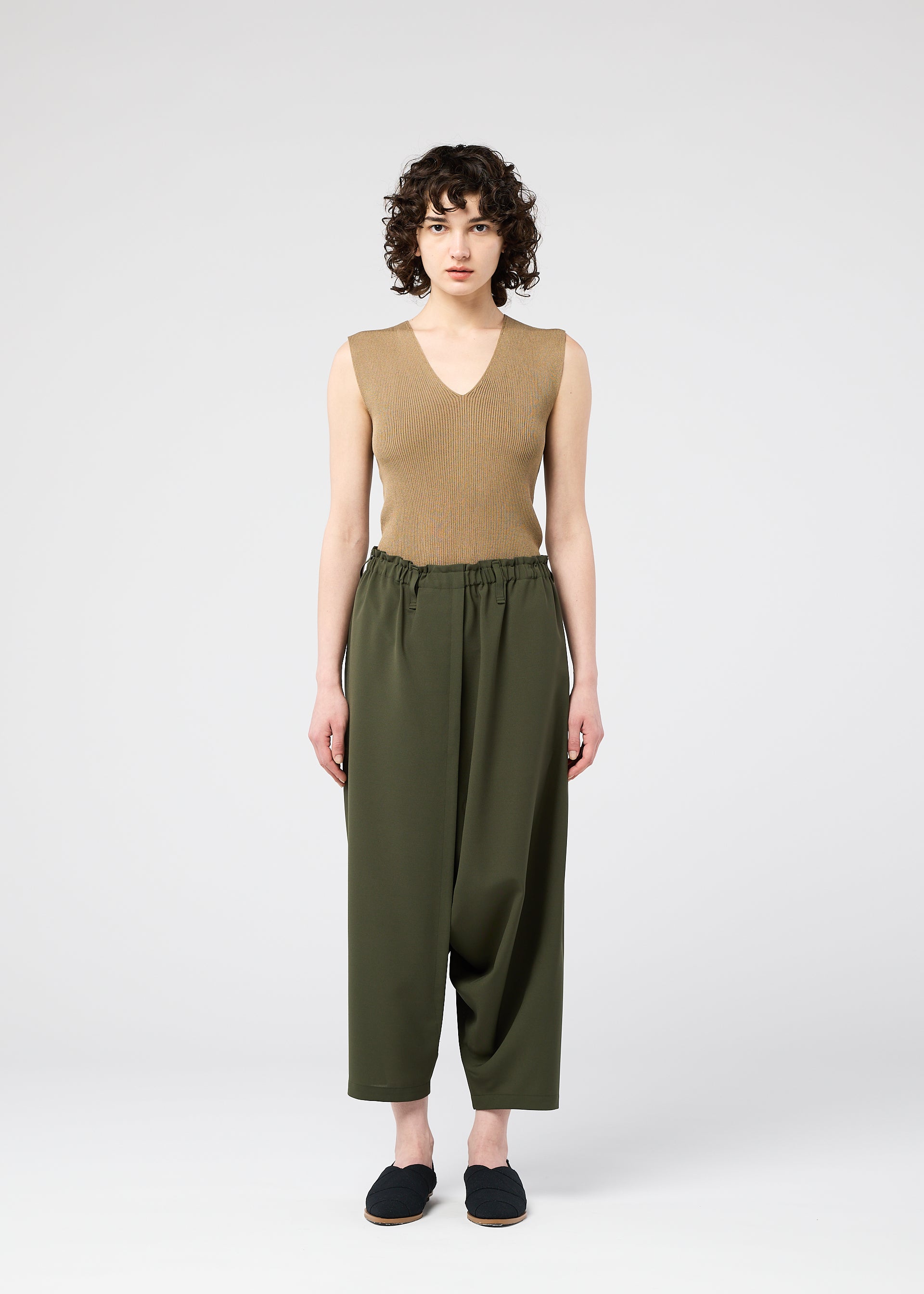 me ISSEY MIYAKE PALETTE ブロッキング フレンチトップス 132 5. ISSEY MIYAKE – The official ISSEY MIYAKE ONLINE STORE