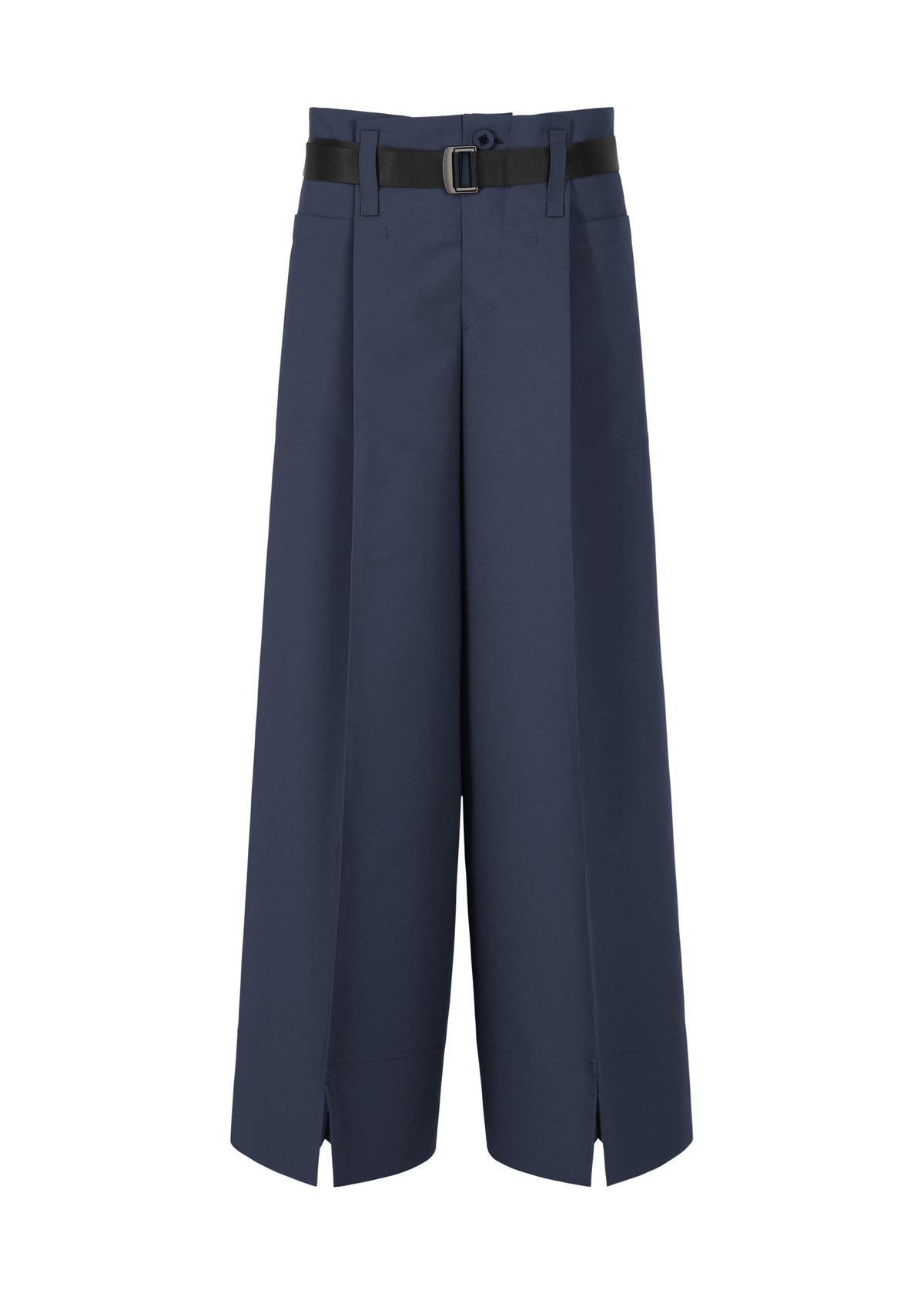 A product shot of the 132 5. ISSEY MIYAKE 132 5. FLAT 2 trousers in navy.