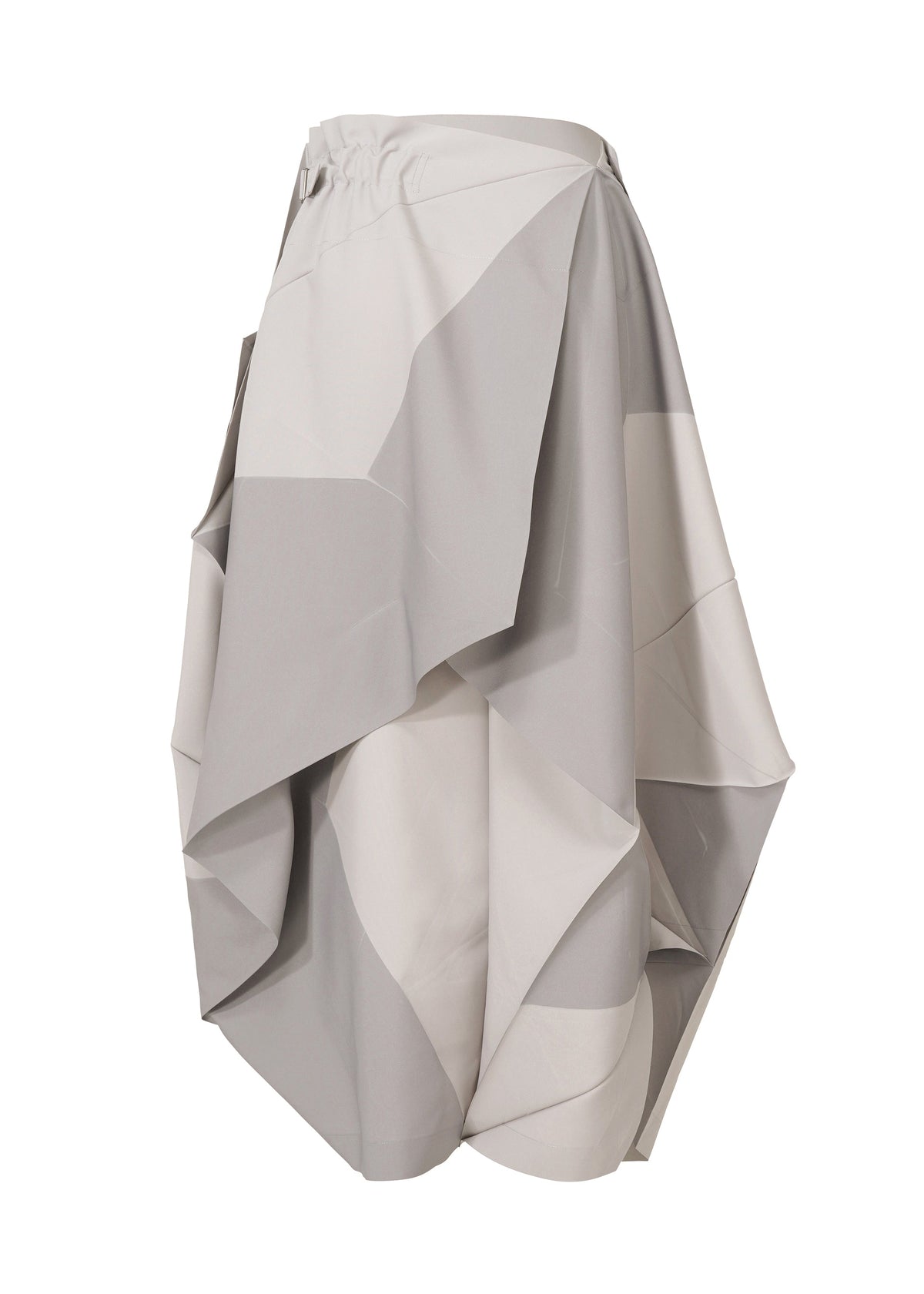 A detail shot of the 132 5. ISSEY MIYAKE NO.17 PRINT skirt.