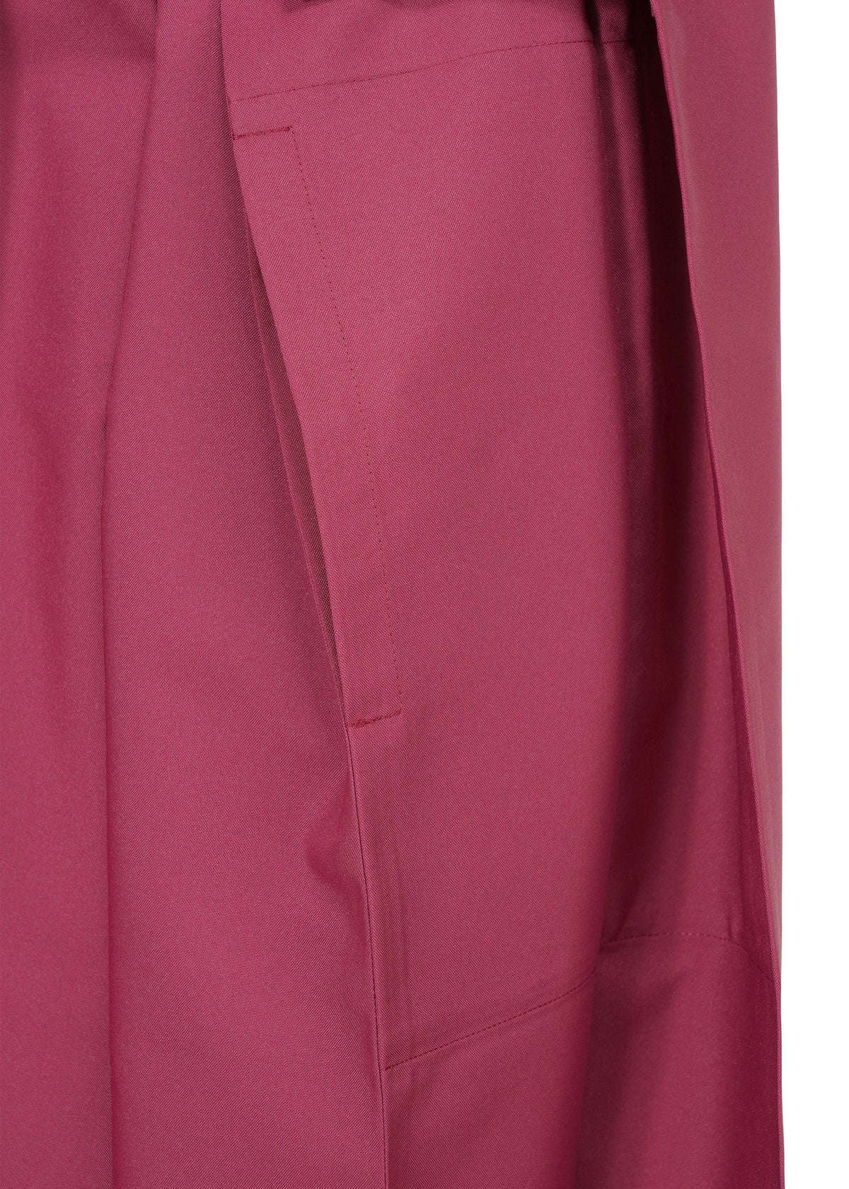 A detail shot of the 132 5. ISSEY MIYAKE 132 5. FLAT 1 dress.
