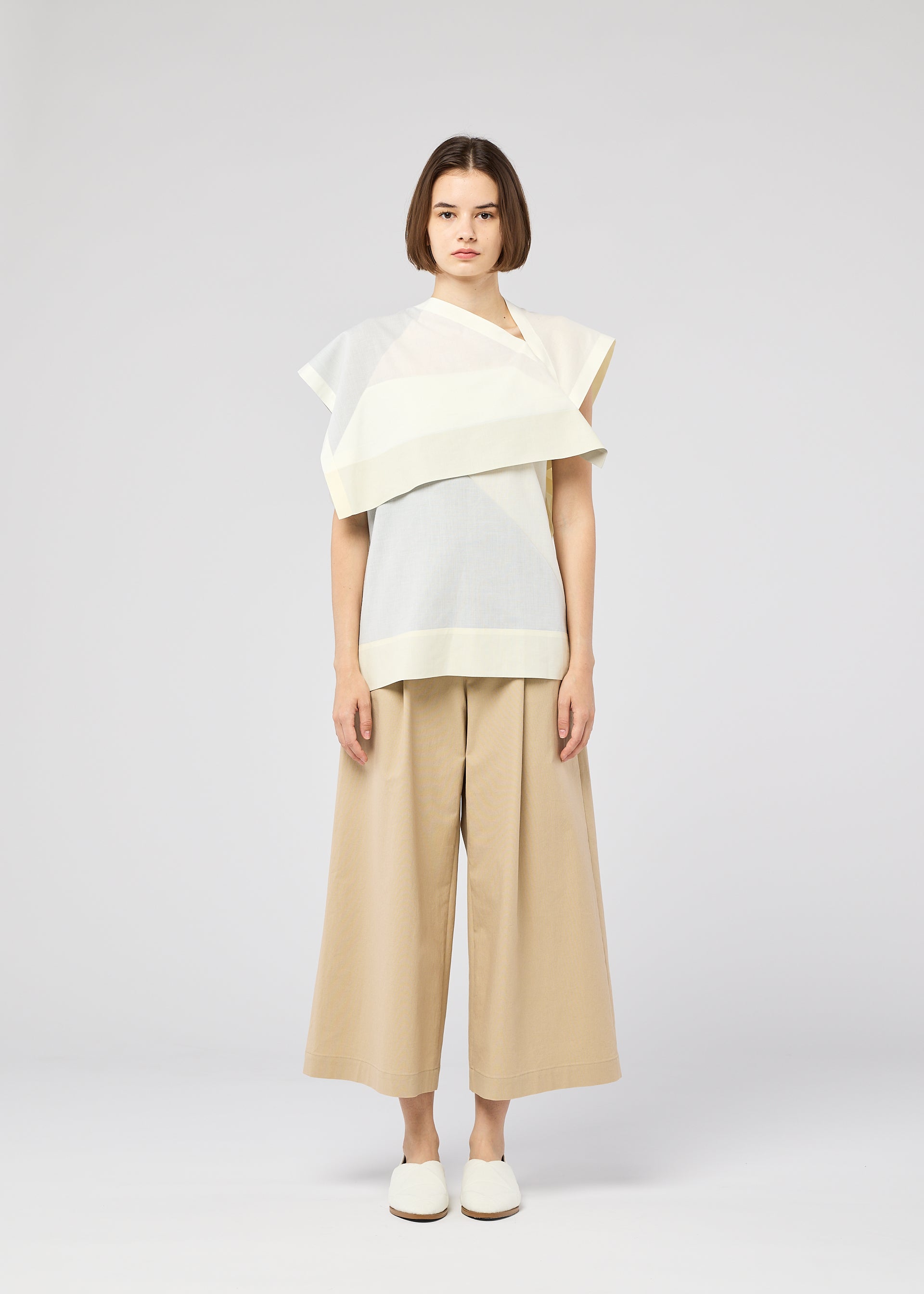 132 5. ISSEY MIYAKE – The official ISSEY MIYAKE ONLINE STORE