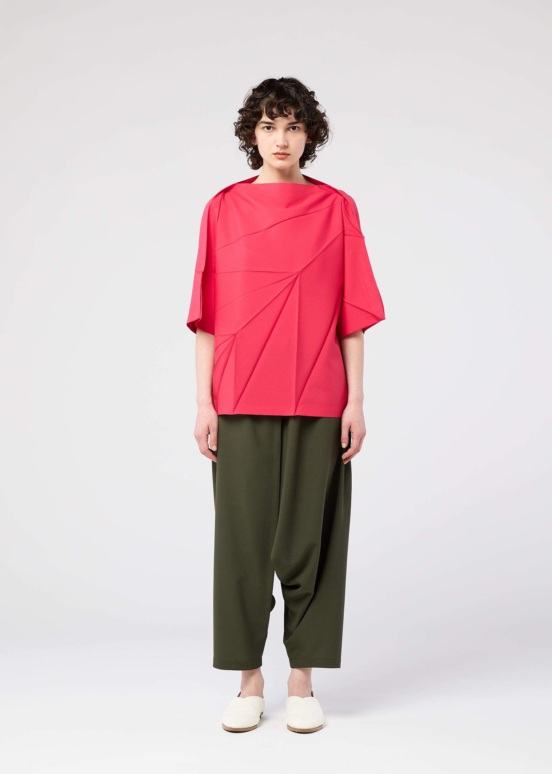RADIAL FOLD SHIRT Top Black