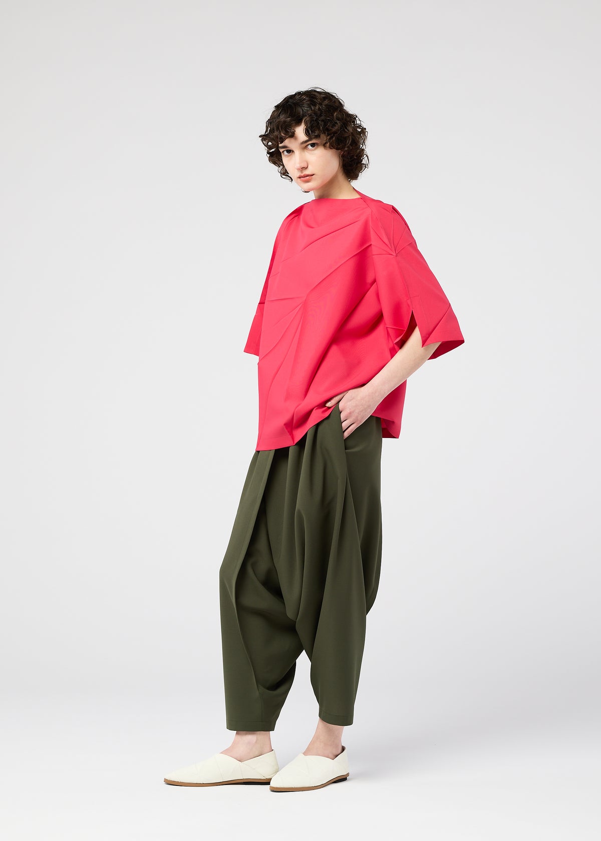 RADIAL FOLD SHIRT Top Black