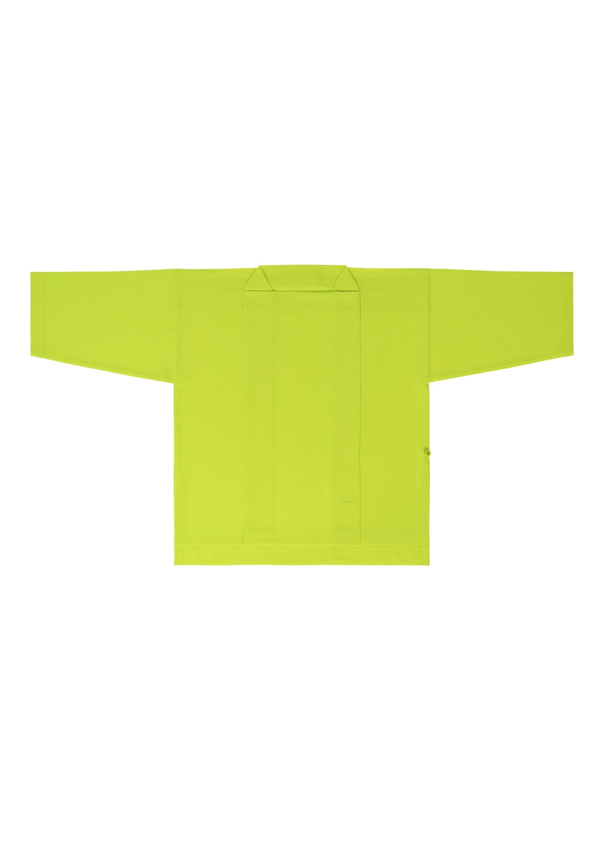 A detail shot of the 132 5. ISSEY MIYAKE FLAT TUCK T shirt.