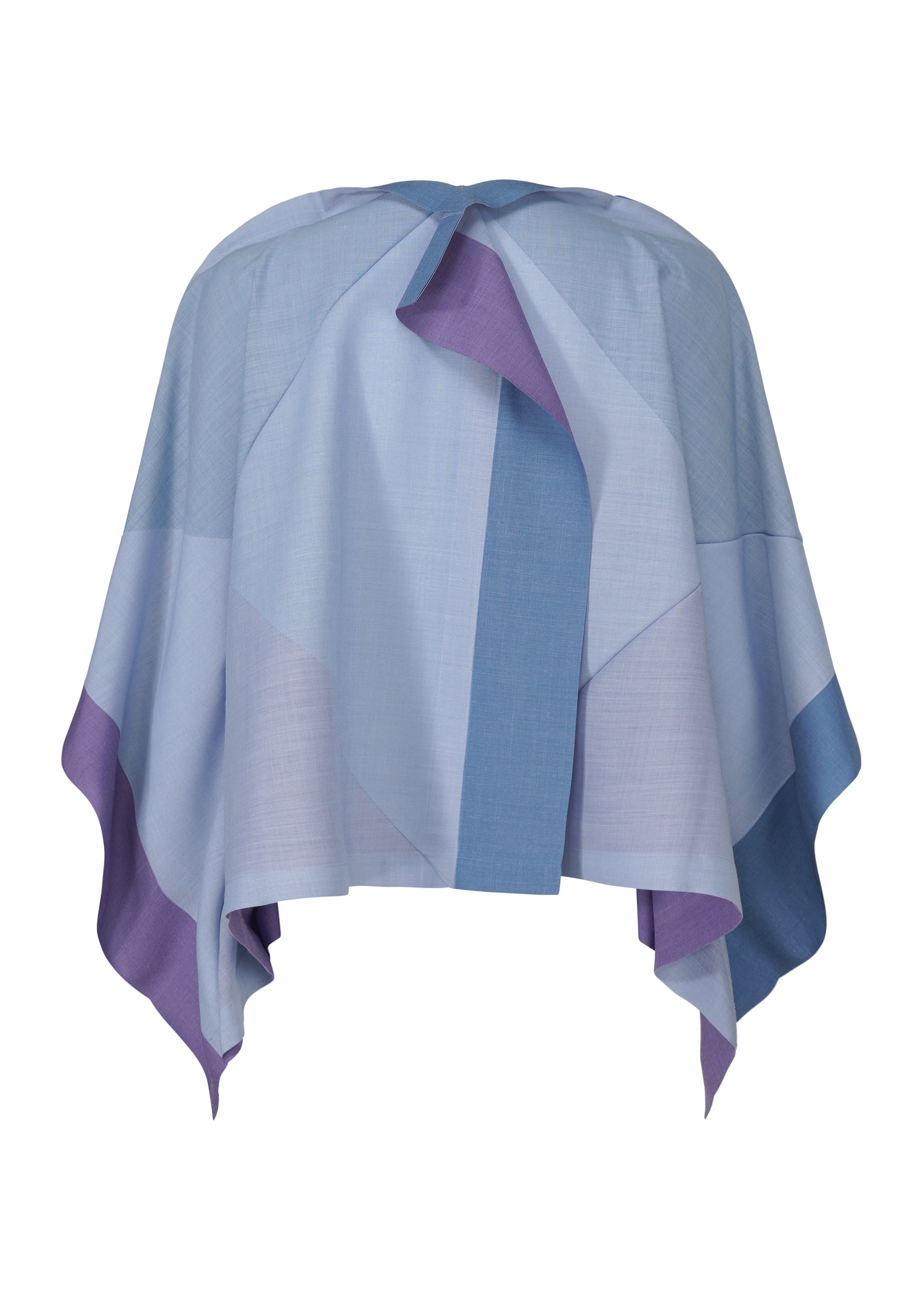 A detail shot of the 132 5. ISSEY MIYAKE FOLD RAMIE PRINT shirt.