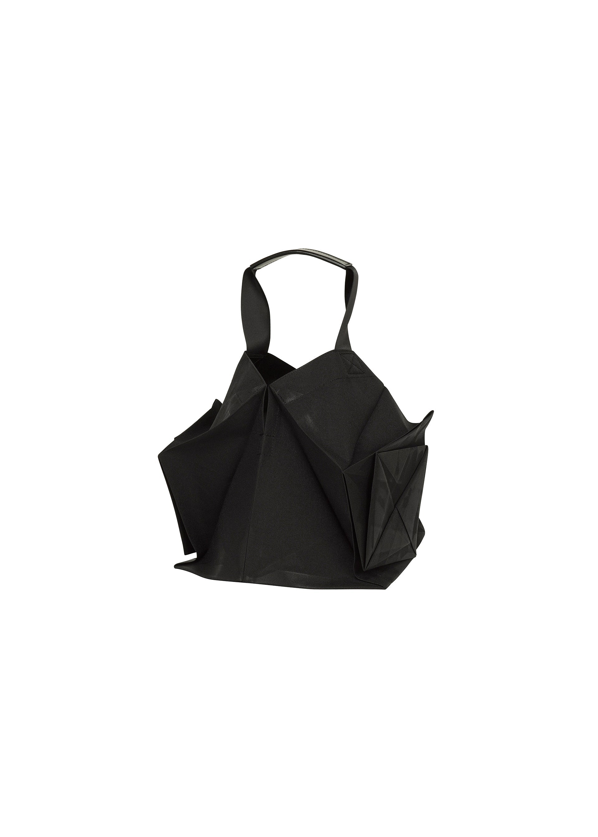 A product shot of the 132 5. ISSEY MIYAKE No.1-BG bag in black×luster.
