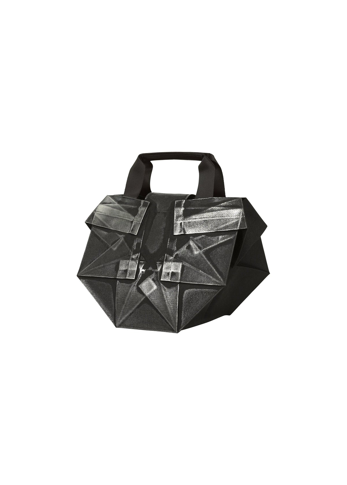 A product shot of the 132 5. ISSEY MIYAKE No.6-BG bag in black×silver.