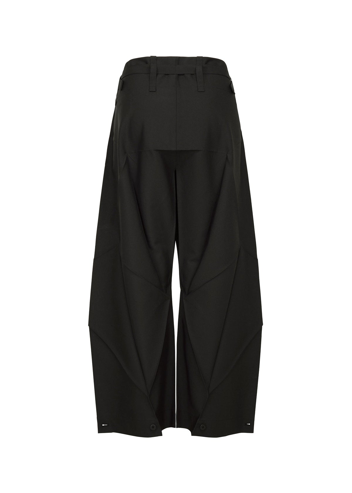 A detail shot of the 132 5. ISSEY MIYAKE F-BT trousers.
