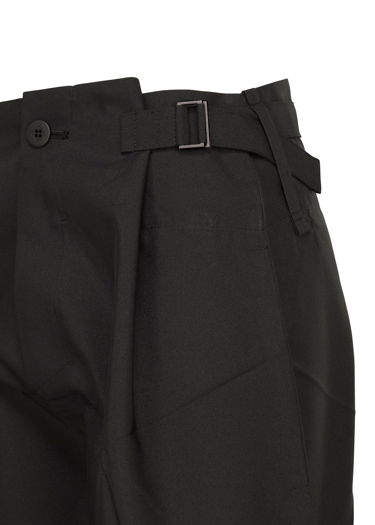 A detail shot of the 132 5. ISSEY MIYAKE F-BT trousers.