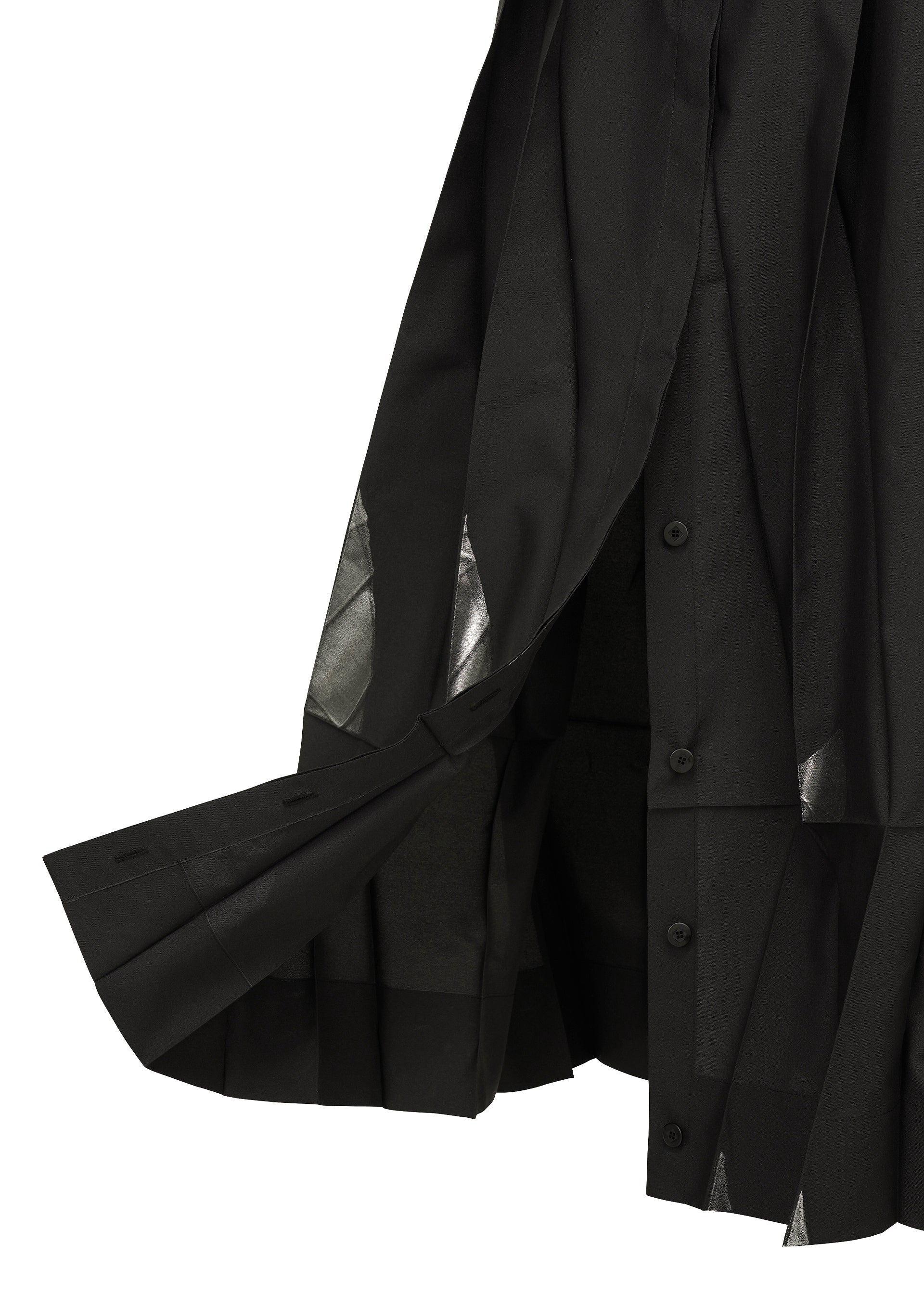 A detail shot of the 132 5. ISSEY MIYAKE No.3-1 trousers.