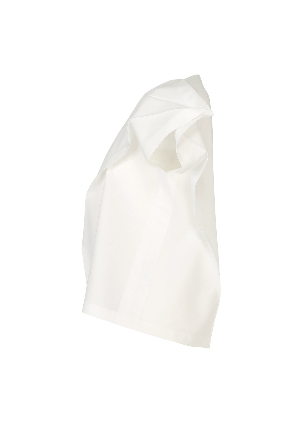 A detail shot of the 132 5. ISSEY MIYAKE F-SH-1 shirt.