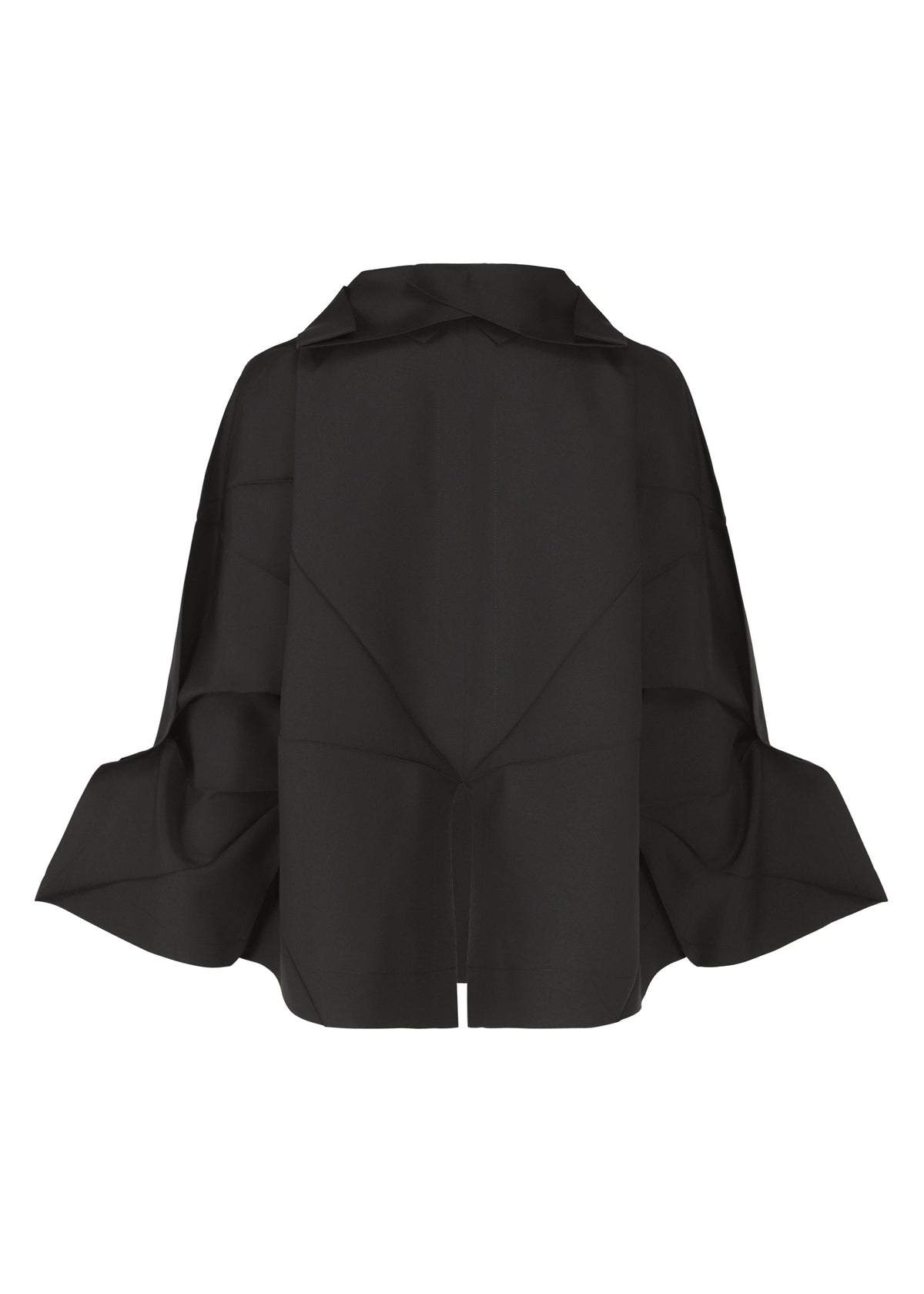 A detail shot of the 132 5. ISSEY MIYAKE F-SH-1 shirt.