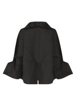 A detail shot of the 132 5. ISSEY MIYAKE F-SH-1 shirt.