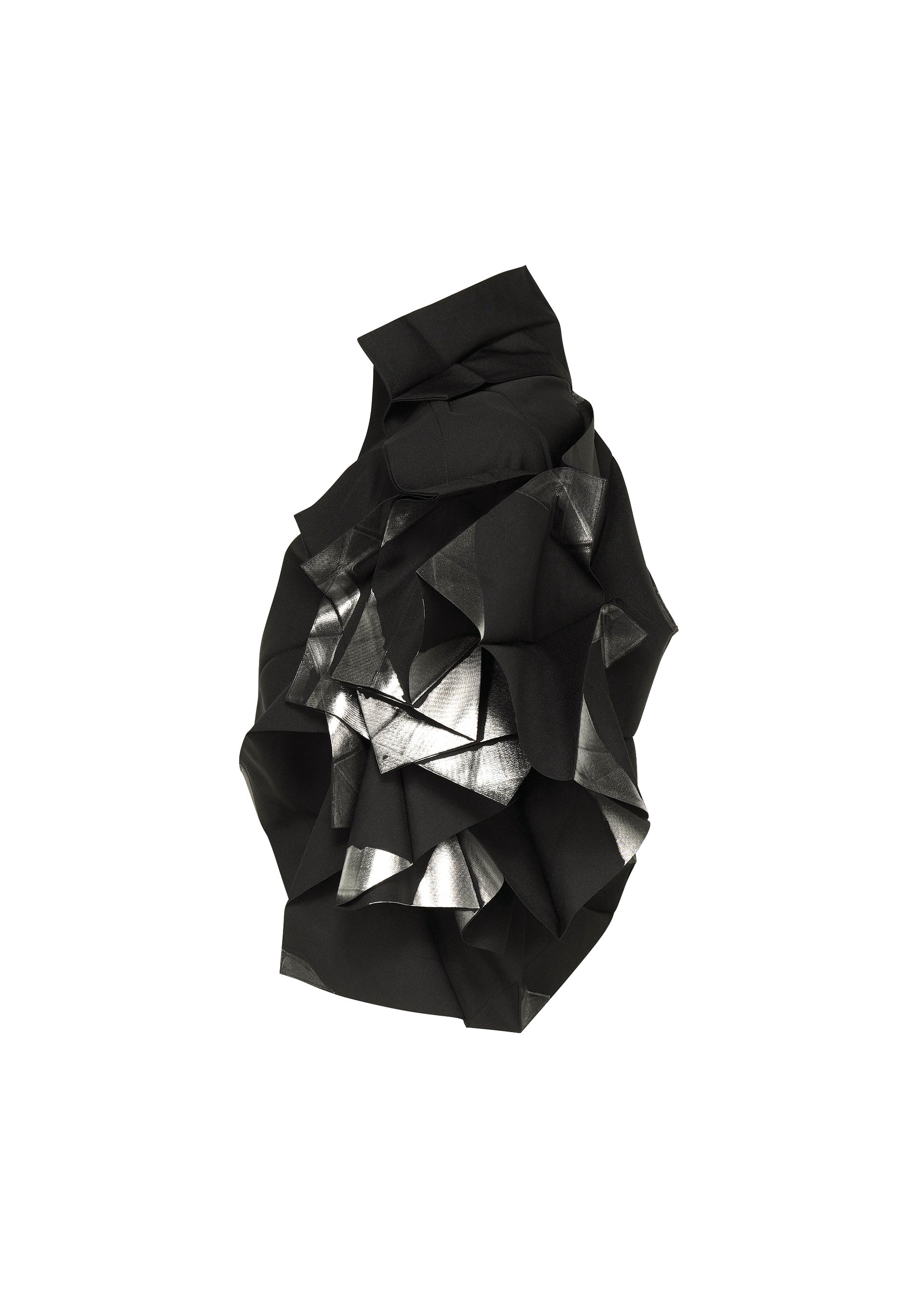 A detail shot of the 132 5. ISSEY MIYAKE No.10-1 cardigan.