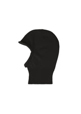 A product shot of the ISSEY MIYAKE CHUNKY WOOL ACC hat in black (15).