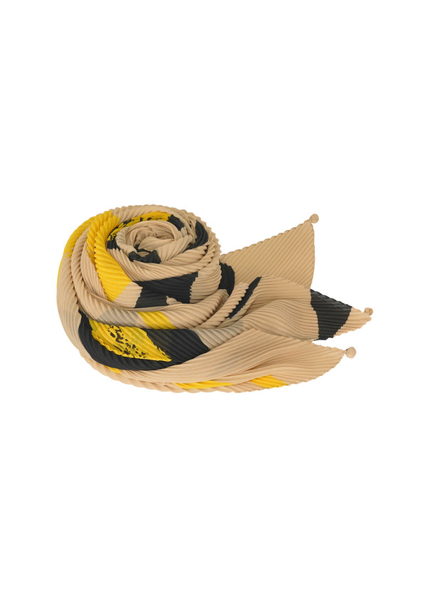 A product shot of the ISSEY MIYAKE VIGOR PLEATS STOLE stole in beige-hued (46).