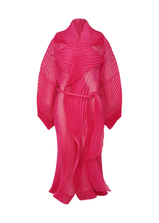 A product shot of the ISSEY MIYAKE WANDER coat in day pink (28).