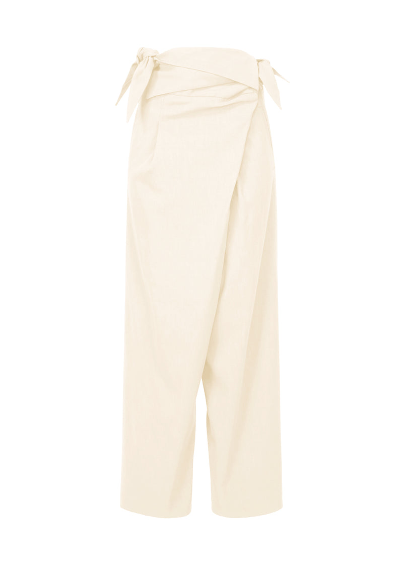 A product shot of the ISSEY MIYAKE  ENCLOTHE PANTS trousers in frost white (05)