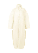 A product shot of the ISSEY MIYAKE WAVERING PLEATS coat in washi white (05).