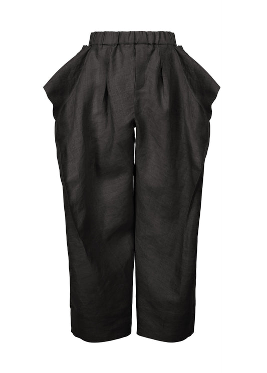 A product shot of the ISSEY MIYAKE HEMPEN trousers in black (15).