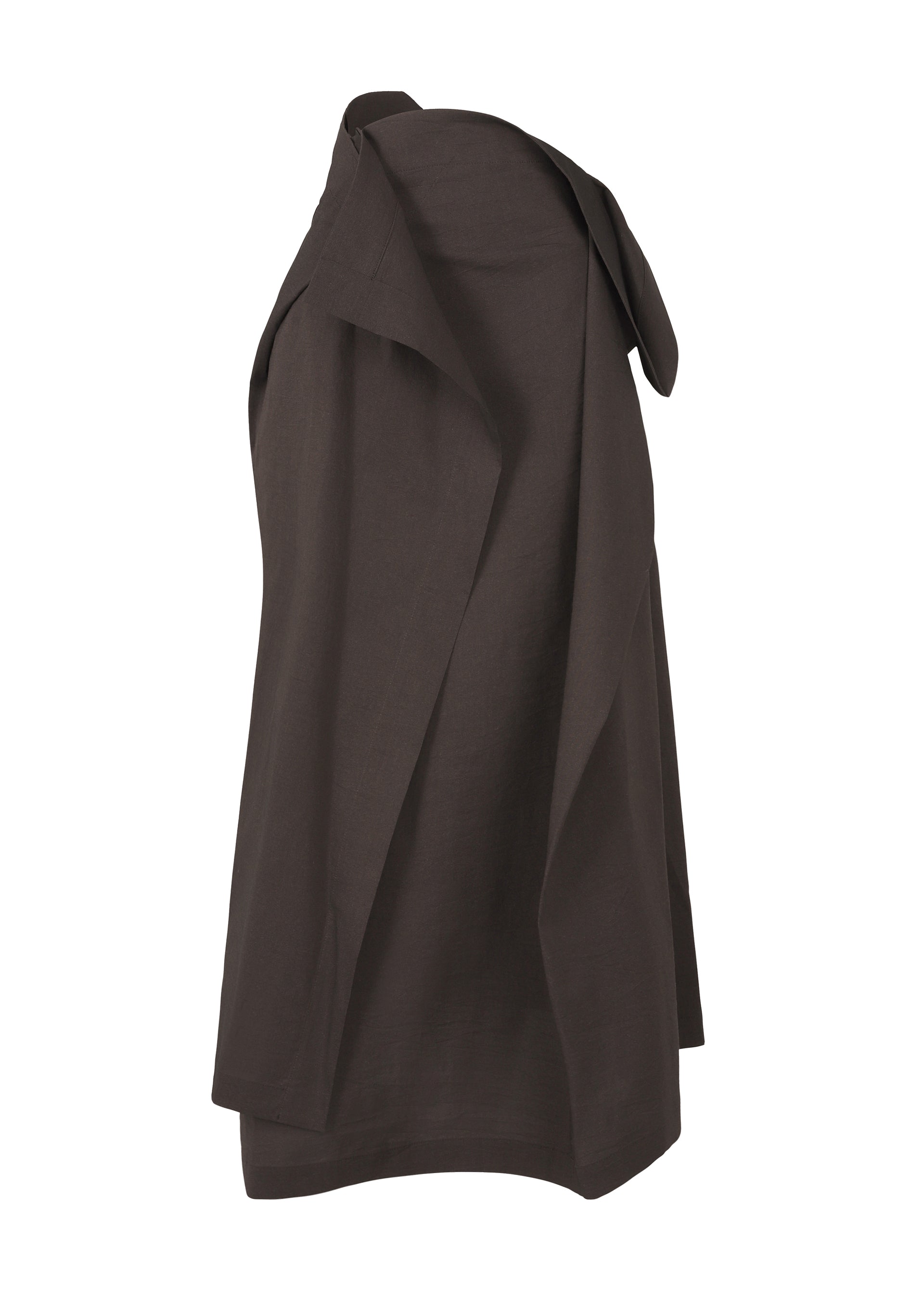 A product shot of the ISSEY MIYAKE AMPLE skirt in nasu brown (89).