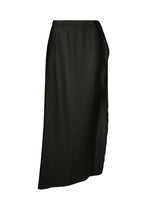 A product shot of the ISSEY MIYAKE SHADOW STUDY PLEATS SOLID skirt in .