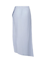 A detail shot of the ISSEY MIYAKE SHADOW STUDY PLEATS SOLID skirt.