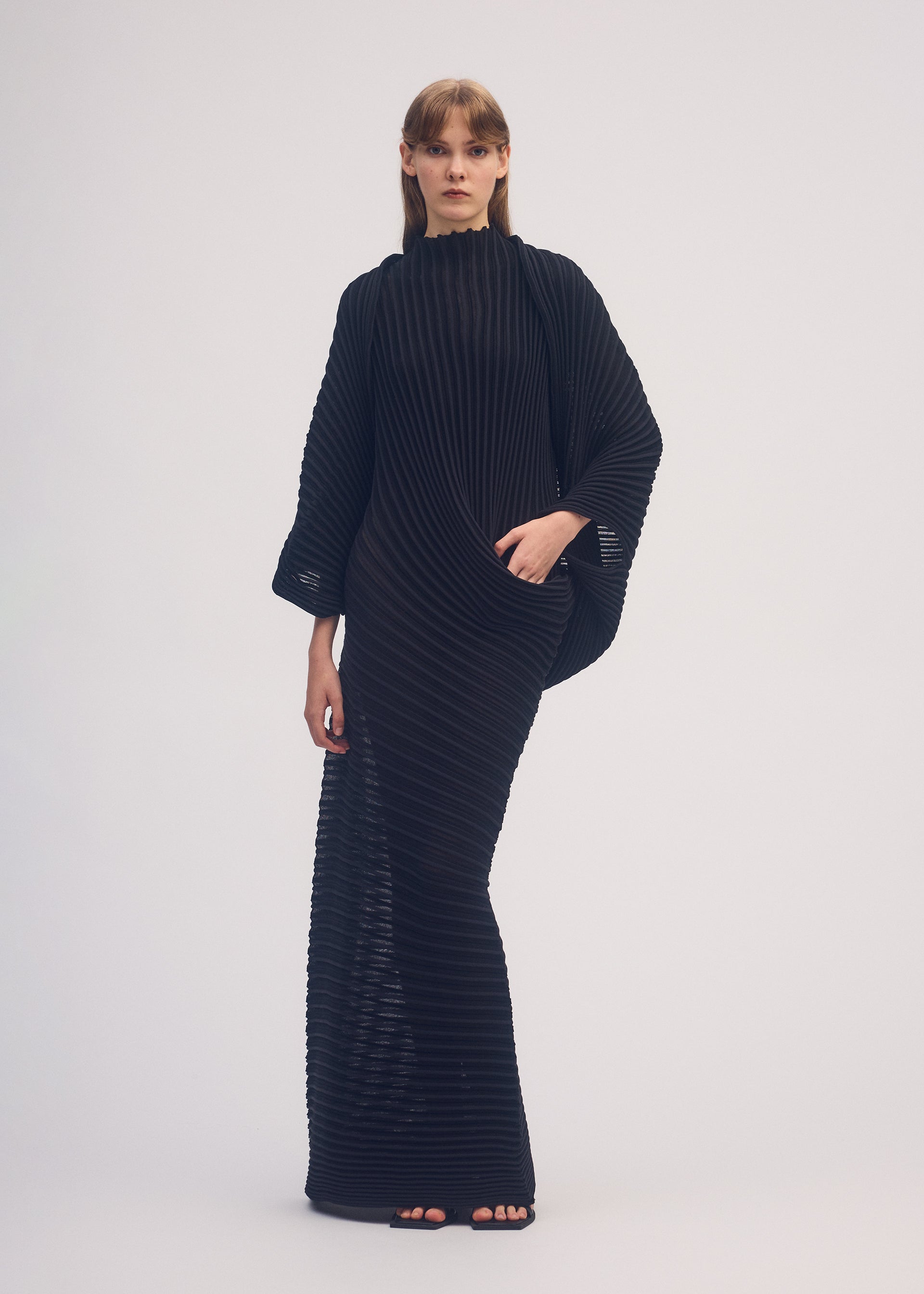 STREAM Cardigan Black