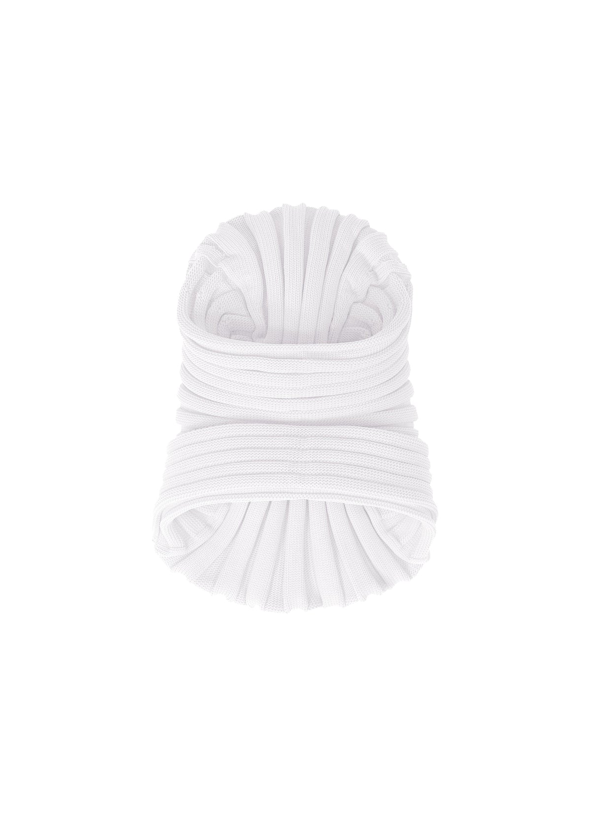 A product shot of the ISSEY MIYAKE KNIT (AS IT IS) ACC hat in white.