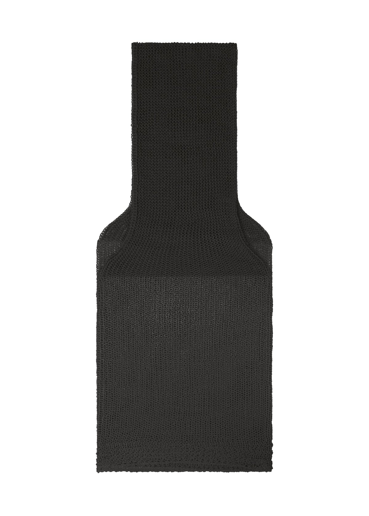 A product shot of the ISSEY MIYAKE PANINI STOLE stole in black (15).