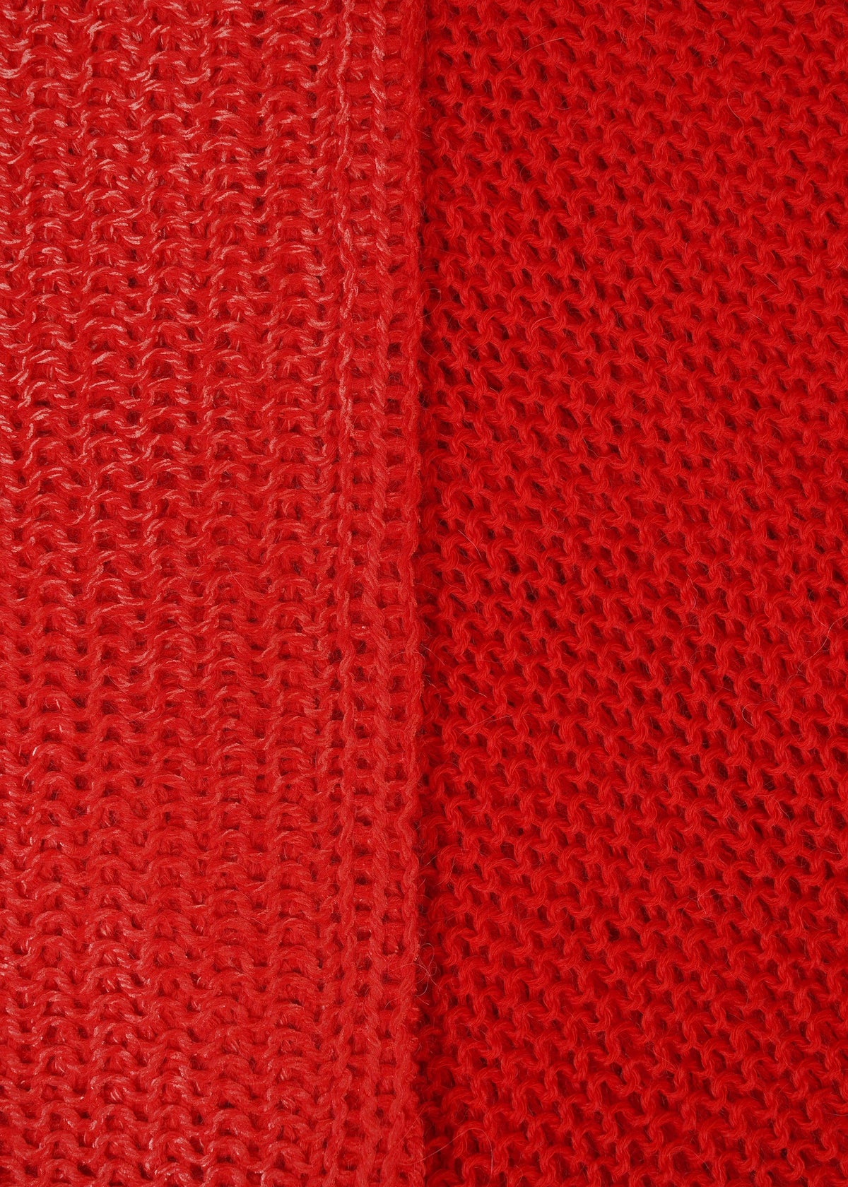 A detail shot of the ISSEY MIYAKE PANINI STOLE stole.