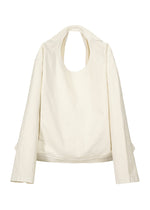 A product shot of the ISSEY MIYAKE SCULPTURAL (BAG) bag in white.